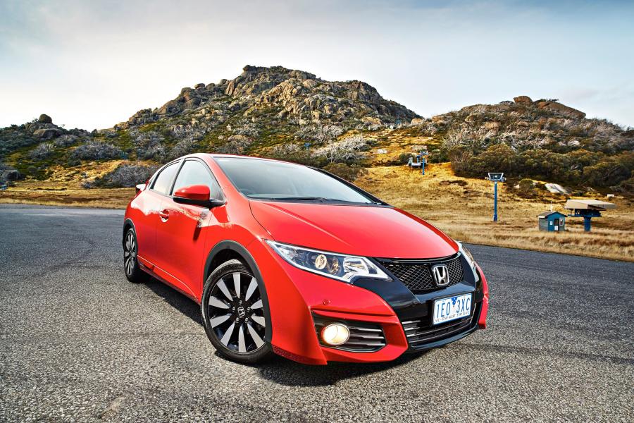  Honda Civic Hatchback 2015 года  (AU) (фото 7 из 15)